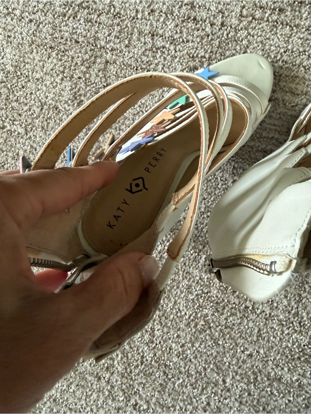 Stellah White Strappy Heels with Multicolor Star Embellishments - Picture 3 of 5